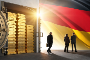 Германия возвращает золото!